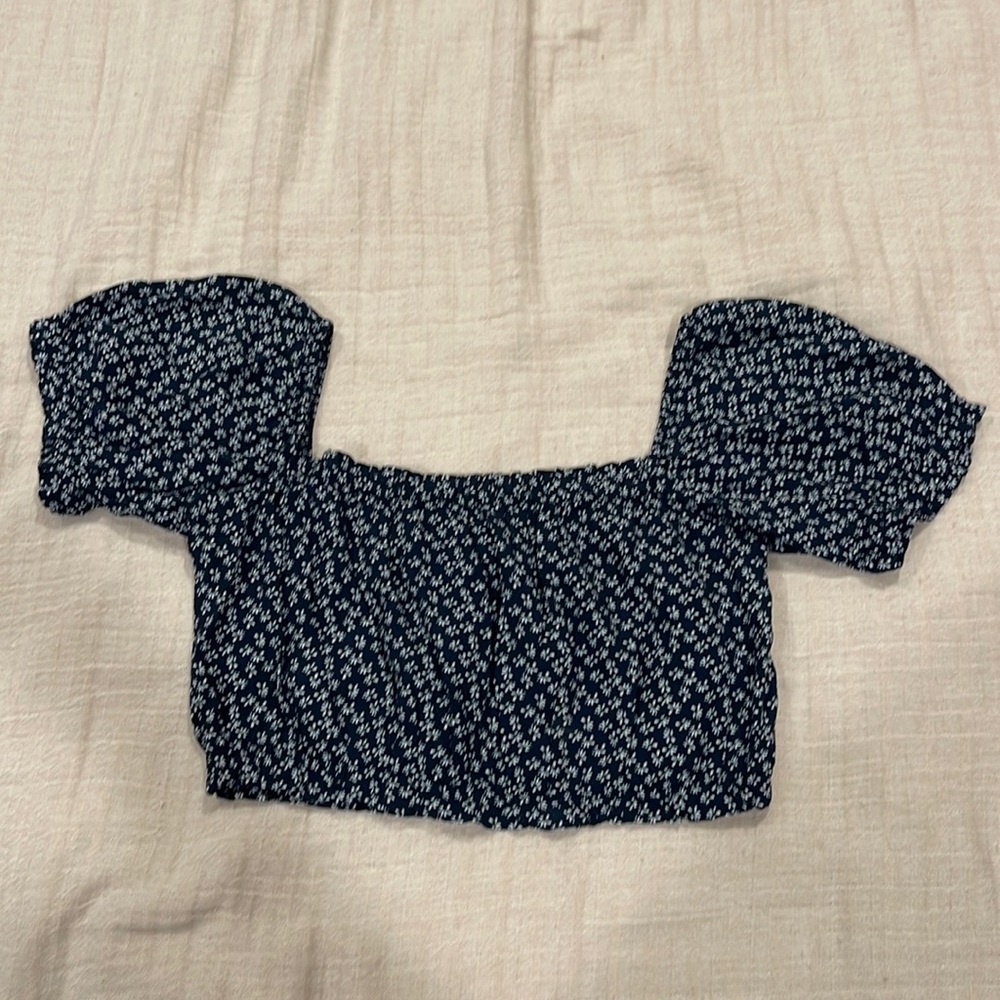 Blue flower crop top
